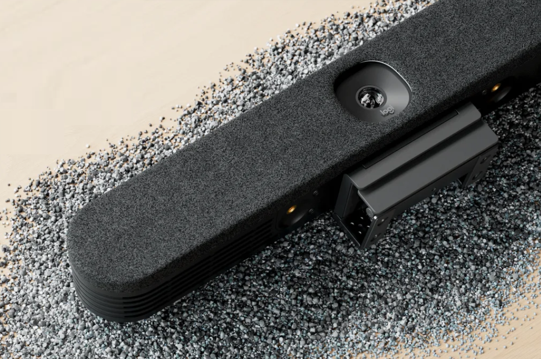 Thiết bị hội nghị Logitech Rally Bar Huddle 2023 Logitech Rally Bar Huddle là video bar đầu tiên của Logitech được làm từ nhựa tái chế